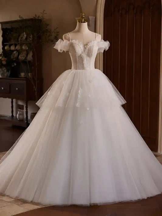 Elegant Layers Tulle Spaghetti Straps Beading Wedding Gowns