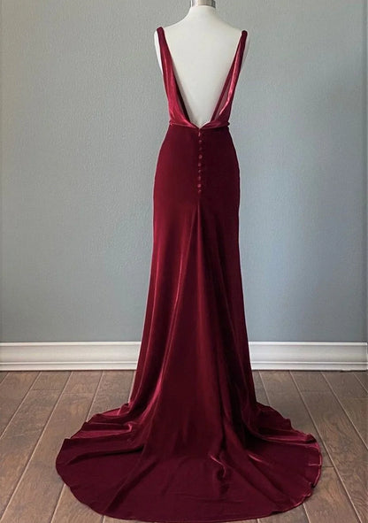 Elegant Mermaid/Trumpet Cowl Neck Sleeveless Velvet Sweep/Brush Train Prom Dress