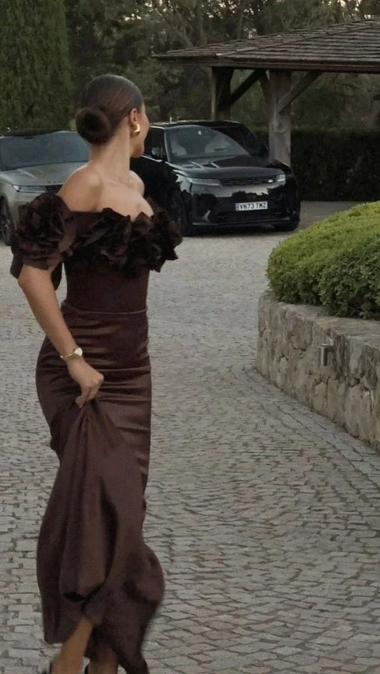 Elegant Mermaid/Trumpet Off the Shoulder Sleeveless Satin Floor-Length Prom Dress