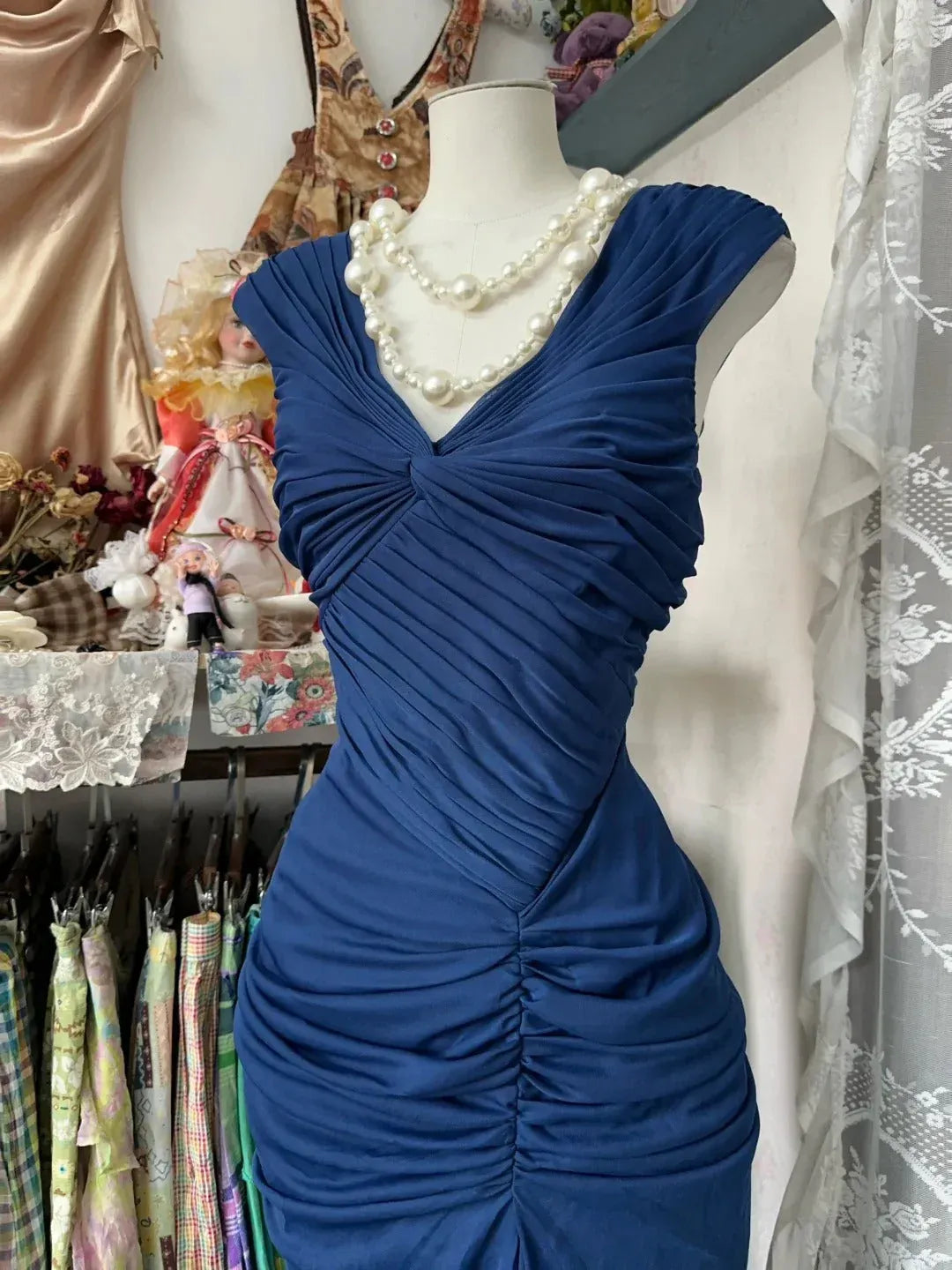 Elegant Mermaid/Trumpet V Neck Cap Sleeve Zipper Up Pleated Floor-Length Prom Dress