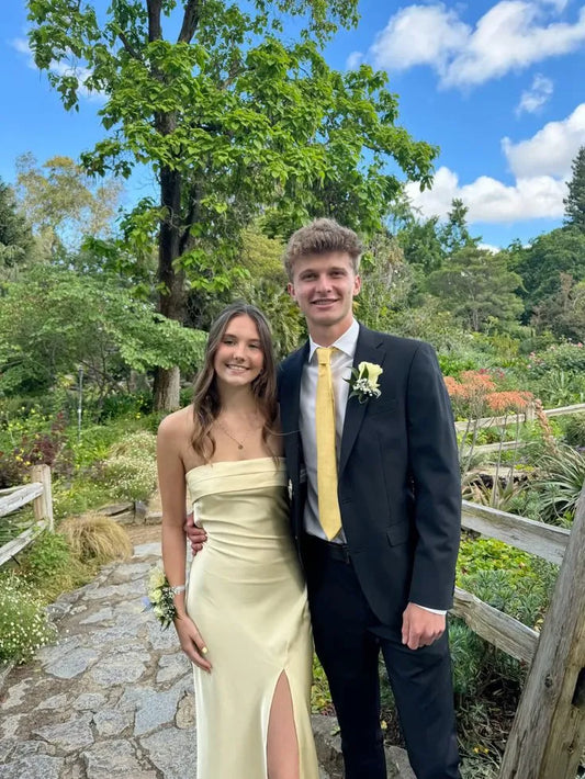 Elegant Off the Shoulder Sleeveless Mermaid Pleated Satin Long Prom Dress