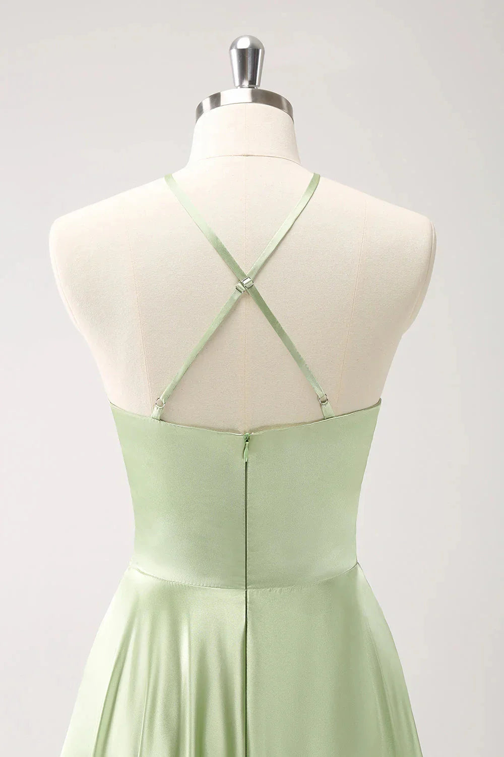 Elegant SheathColumn Halter Sleeveless Back Zip Floor-Length Bridesmaid Dress for women