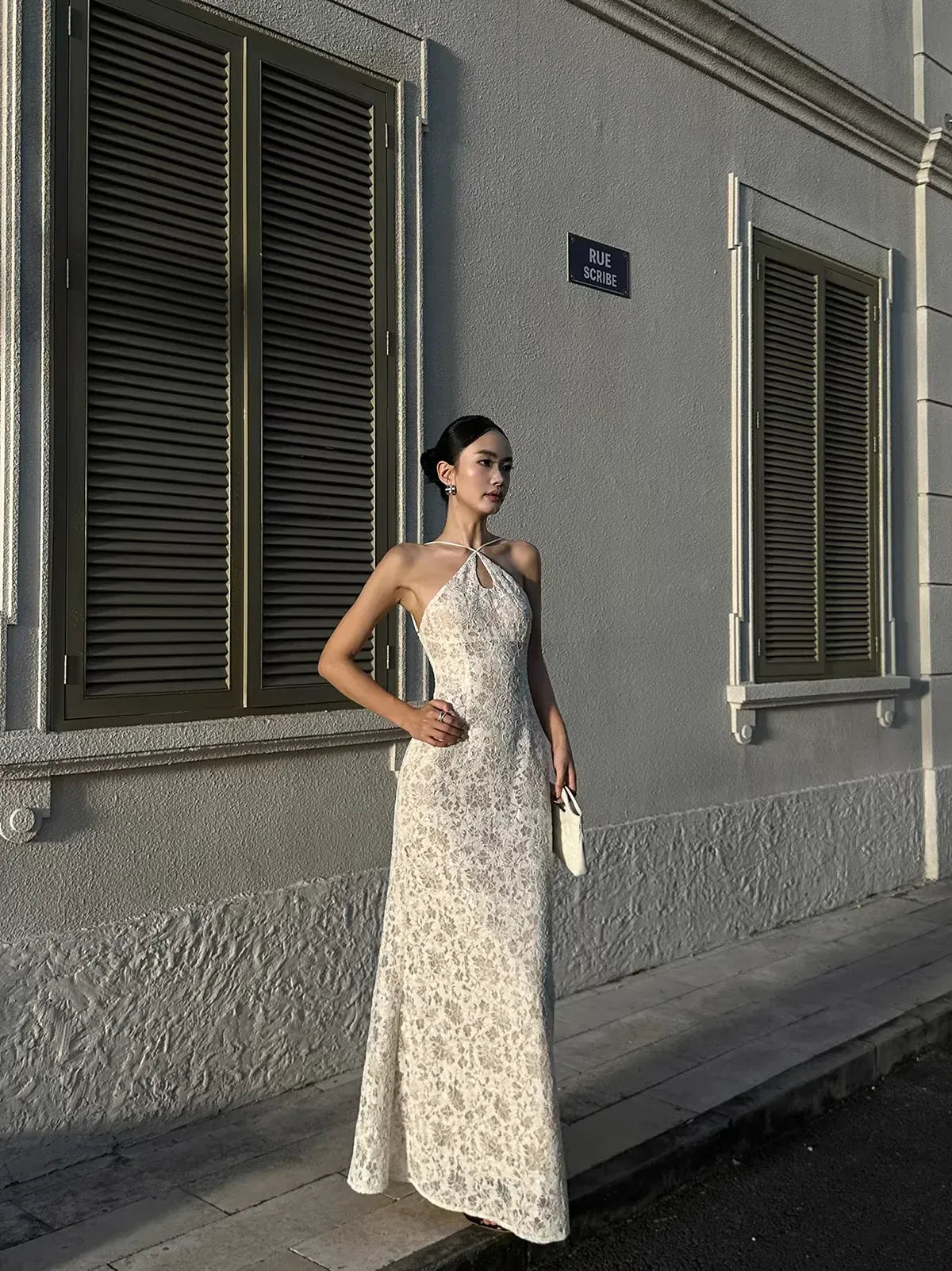 Elegant Sheath Halter Lace Ivory Evening Dress For Ladies Hot Sale