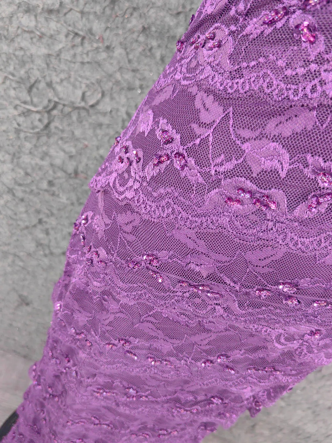 Elegant Sheath V-neck Cap-sleeved Lace Deep Purple Maxi Prom Dress for Women Ready to Ship