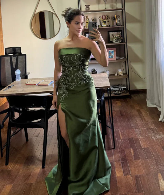 Elegant Strapless Sleeveless Sheath Satin Slit Floor Length Evening Dress