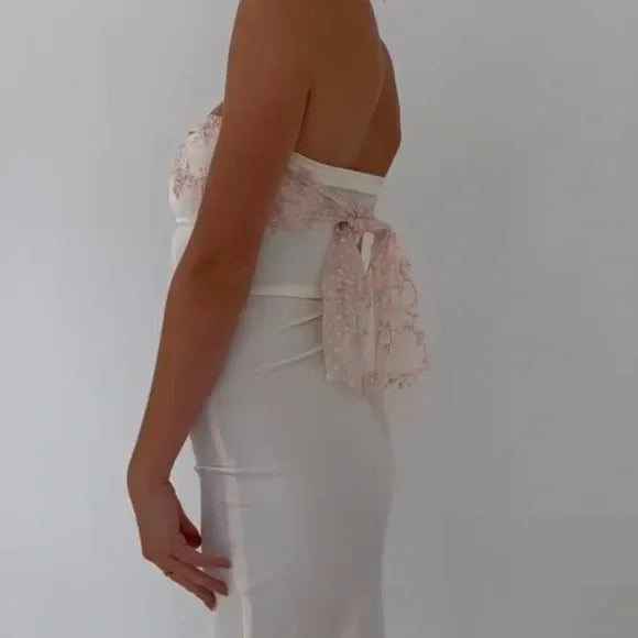 Elegant Sweetheart Sleeveless Bodycon Flower Satin Floor-Length Prom Dress