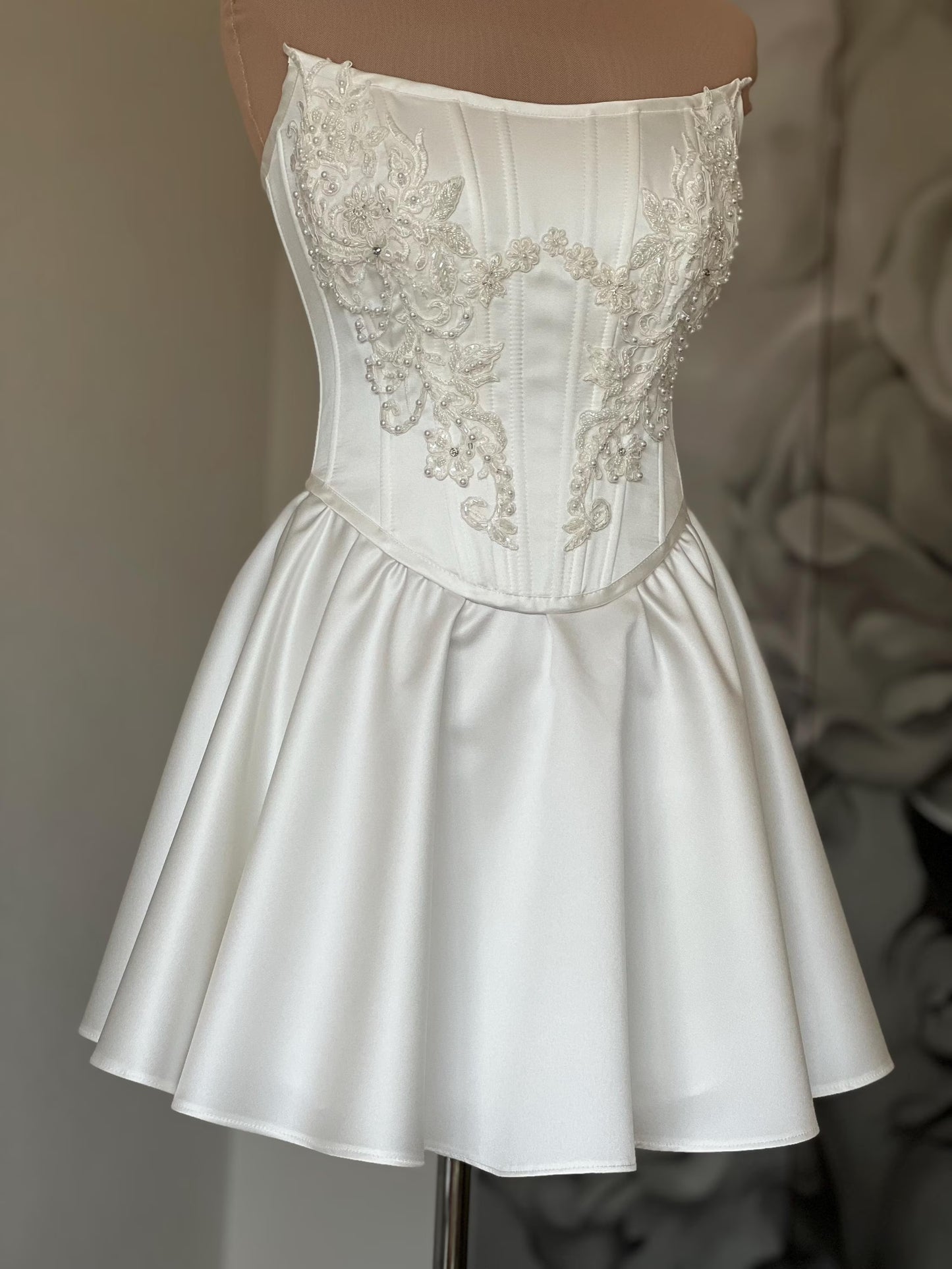 Elegant A-Line Strapless Beaded Satin Ivory Short Homecoming Dress With Applique
