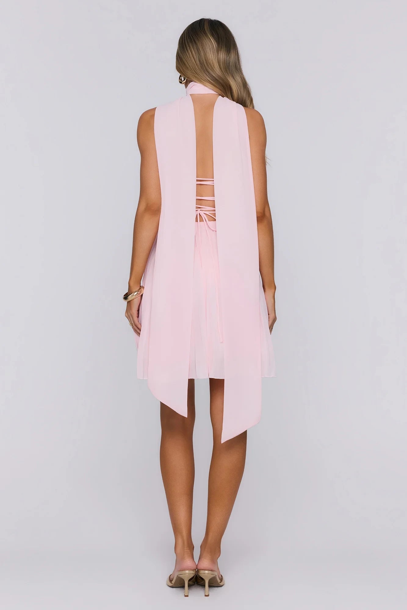Elegant A-Line Strapless Ruched Pleated Light Pink Mini Homecoming Dress With Scarf