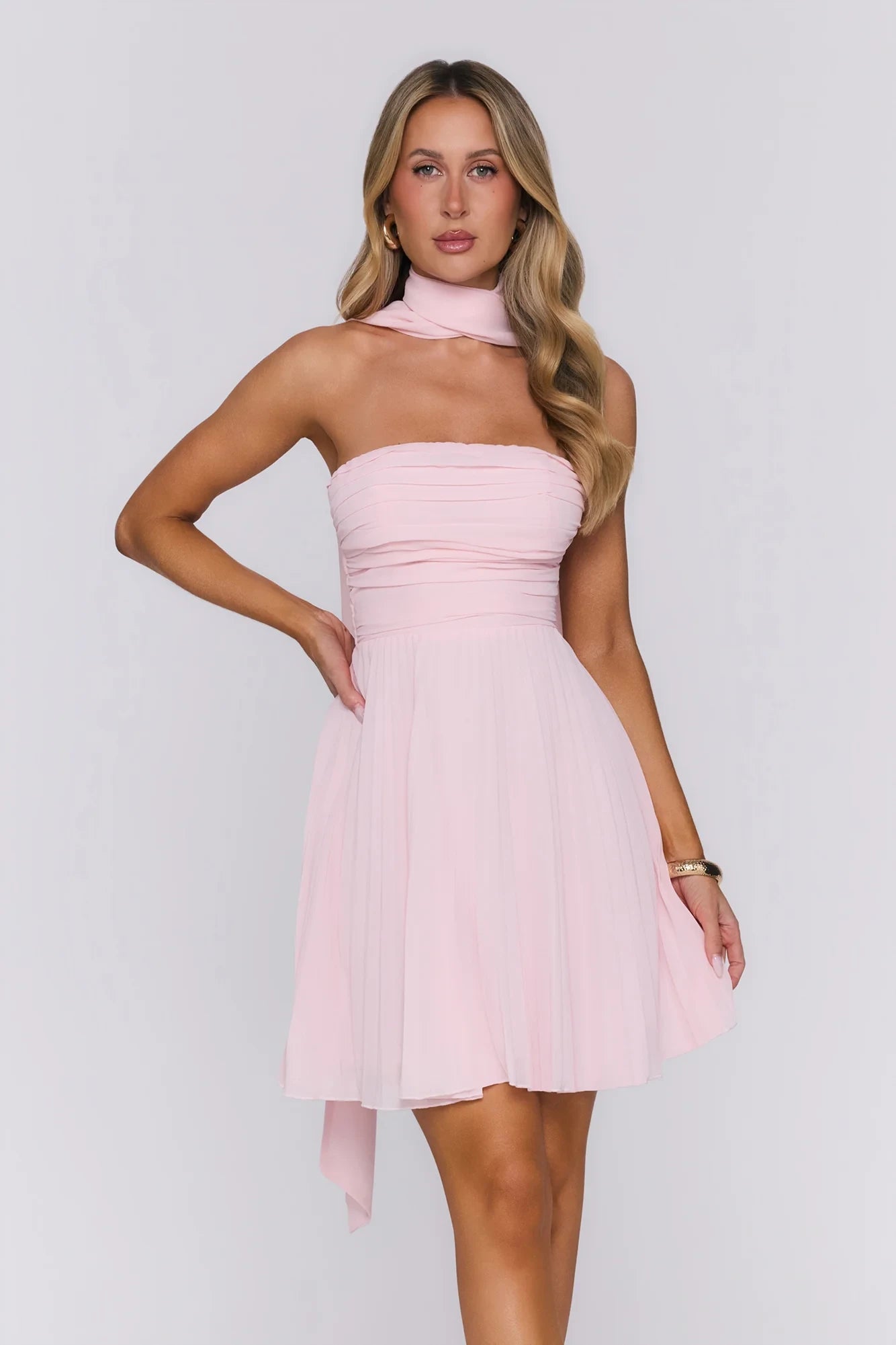 Elegant A-Line Strapless Ruched Pleated Light Pink Mini Homecoming Dress With Scarf