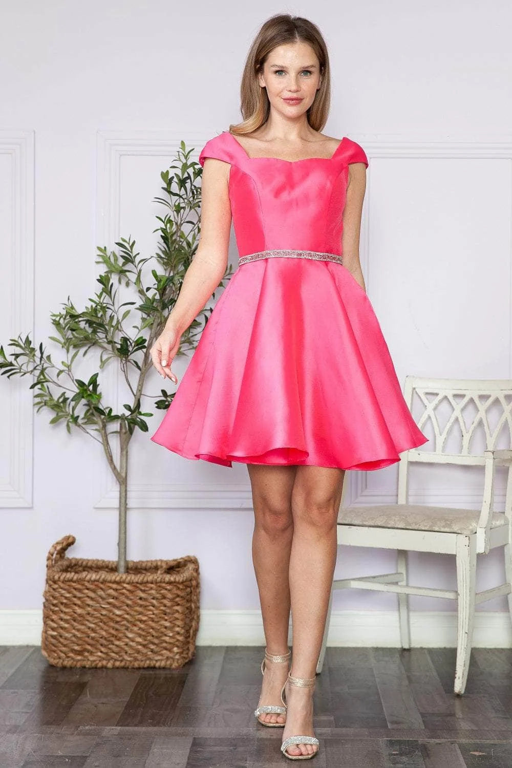 Elegant A-Line Sweetheart Cap Sleeve Beaded Waist White Short Homecoming Dress With Pockets