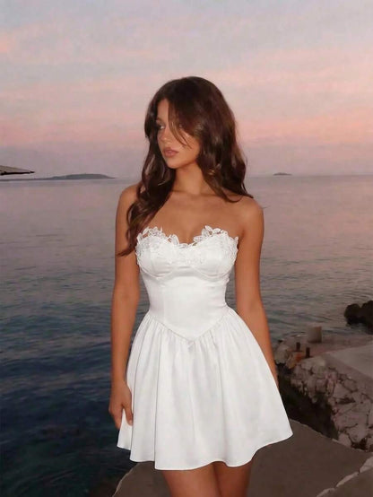 Elegant A-Line Sweetheart Lace Trim White Mini Homecoming Dress Hot Sale