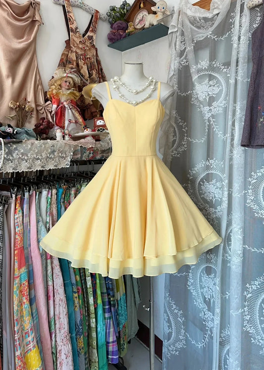 Elegant A-Line Sweetheart Pleated Layers Yellow Short Homecoming Dresses