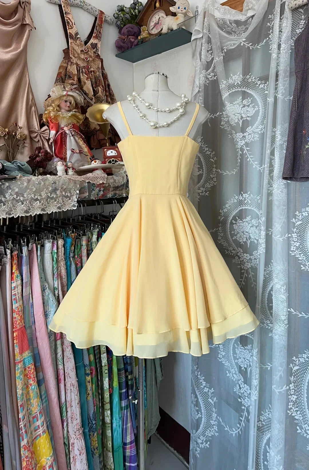 Elegant A-Line Sweetheart Pleated Layers Yellow Short Homecoming Dresses
