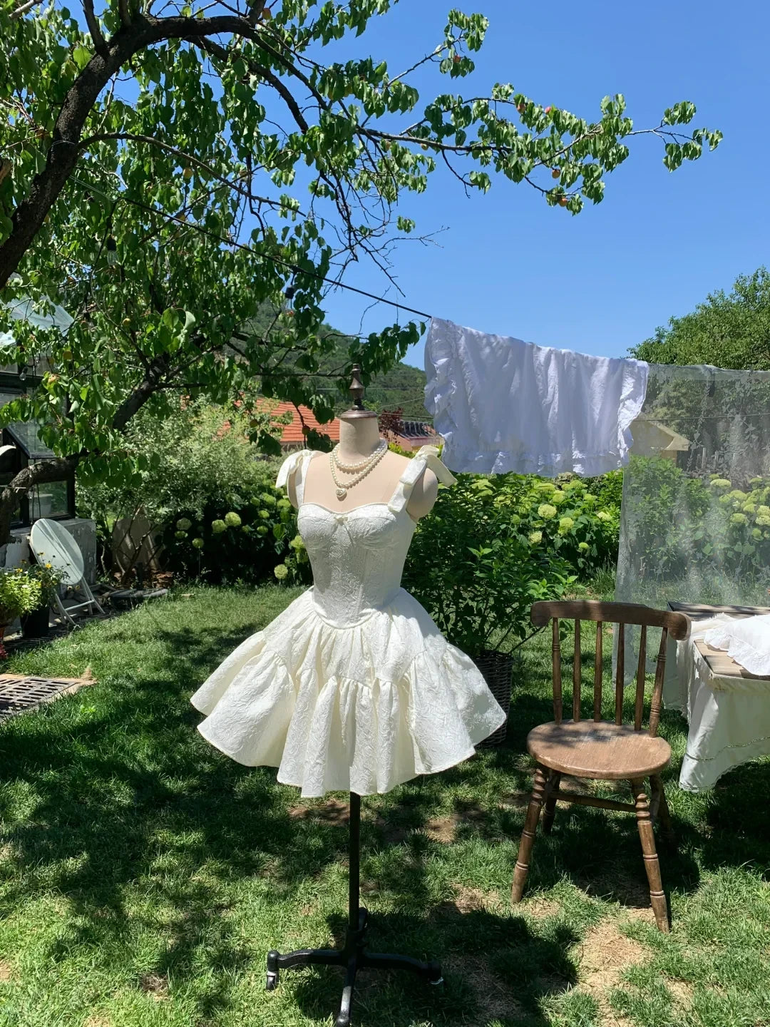Elegant A-Line Sweetheart Puffy Textured Corset Ivory Mini Homecoming Dresses