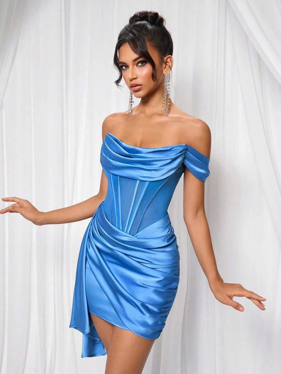 Elegant Bodycon Off-Shoulder Corset Ruched Satin Royal Blue Mini Homecoming Dresses