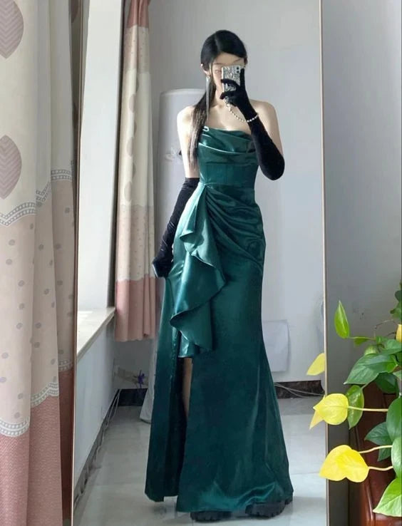 Elegant Mermaid Strapless Ruched Draped Emerald Green Floor-Length Evening Gown