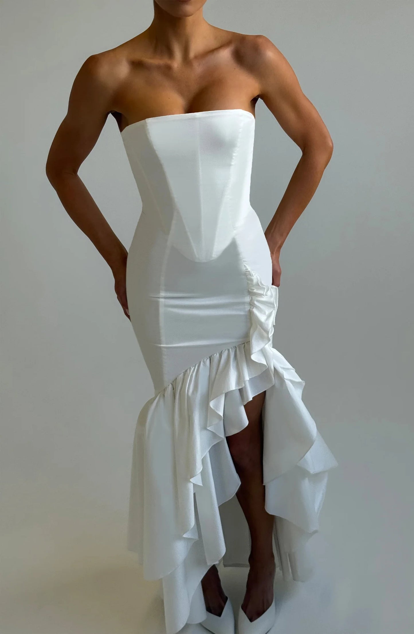 Elegant Mermaid Strapless Sweetheart Corset Ruffled High-Slit White Floor-Length Prom Dress