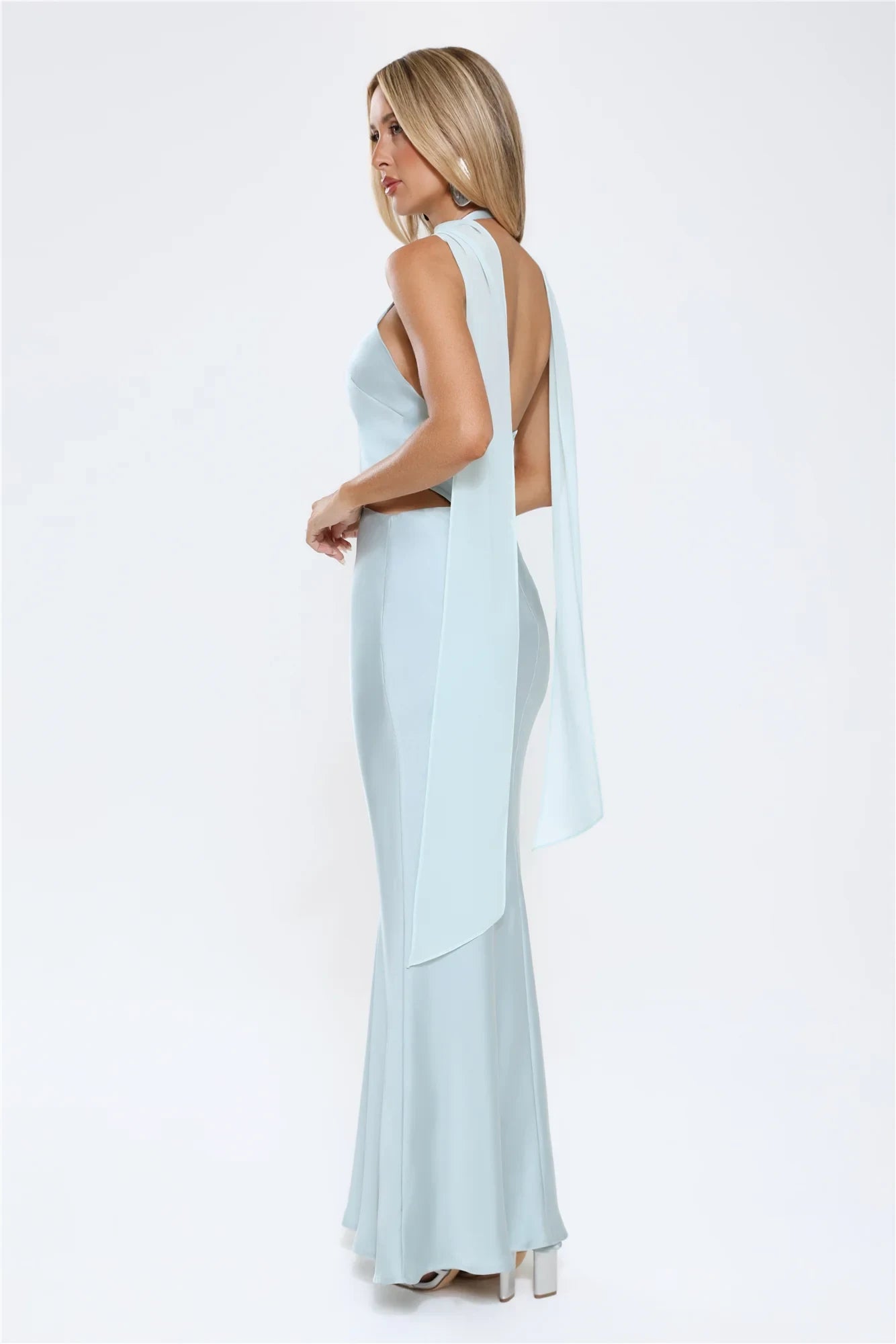 Elegant Sheath Halter Draped Open Back Satin Light Blue Floor-Length Prom Dress