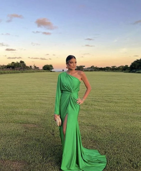 Elegant Sheath One-Shoulder Long Sleeve Ruched Slit Emerald Green Floor-Length Evening Dress