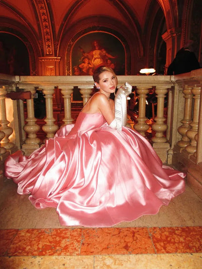 Elegant Strapless Bow Satin A-Line Ball Gown Maxi Dress
