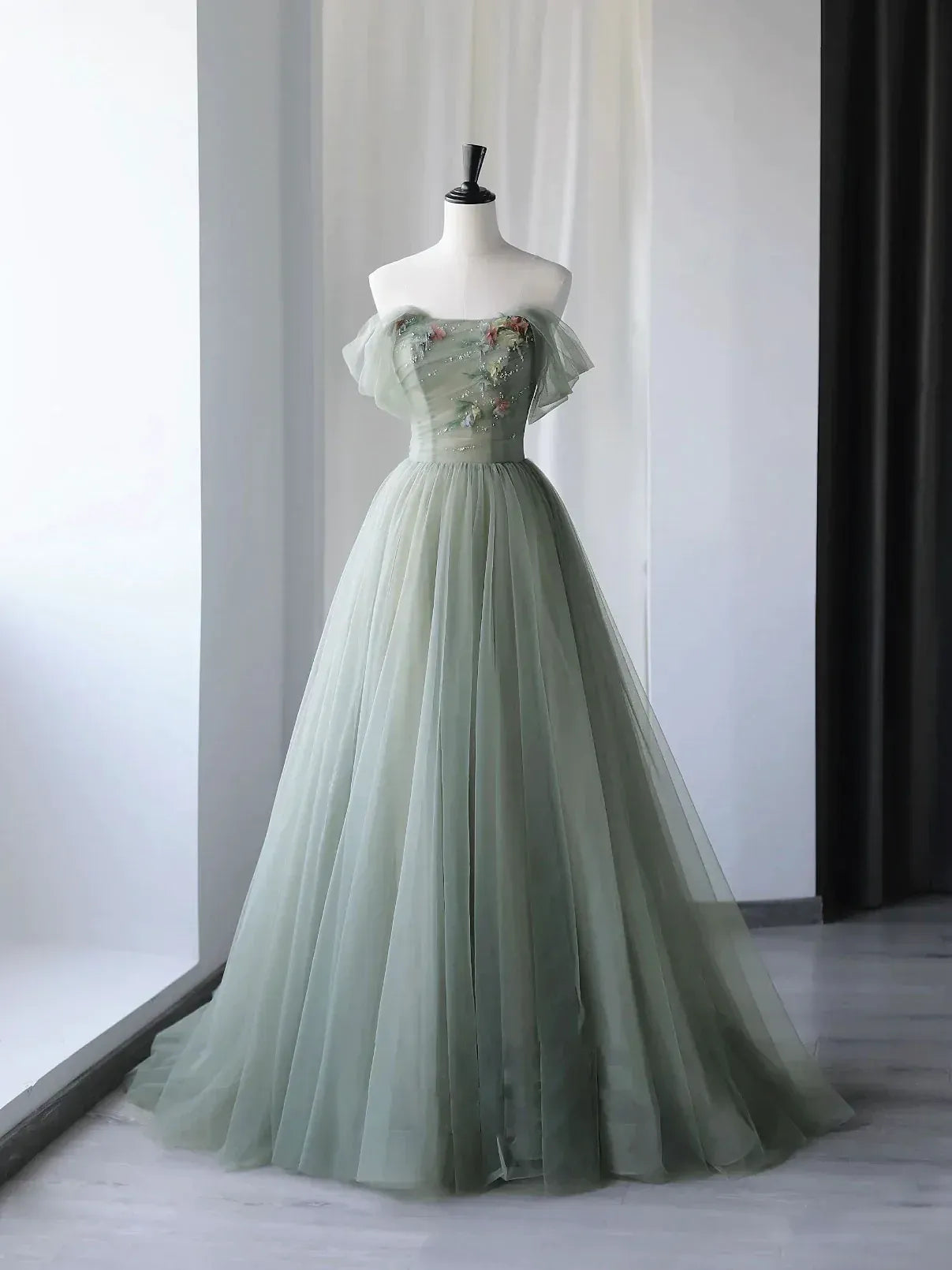 Enchanting A-line Off-the-shoulder Sleeveless Floral Sage Green Maxi Prom Dress for Women Custom