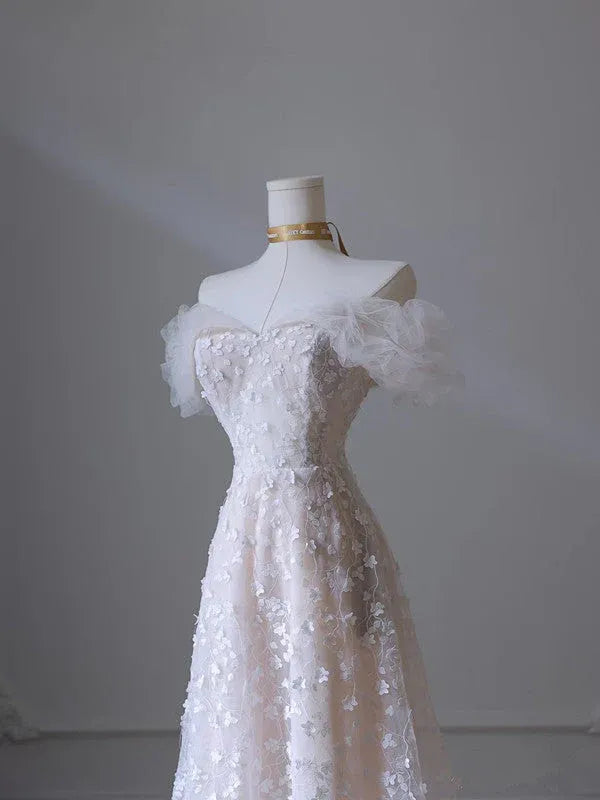 Enchanting A-line Off-the-shoulder Sleeveless Floral White Maxi Prom Dress for Women Custom
