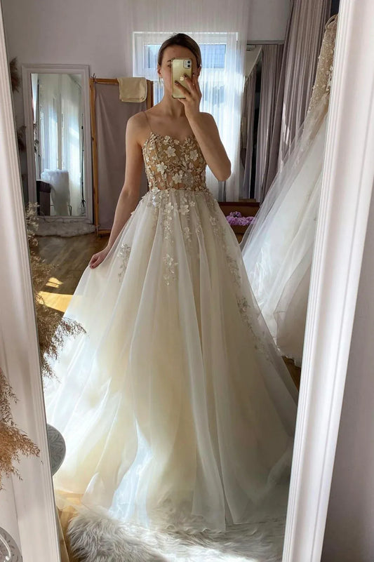 Enchanting Tulle Floor-Length Evening Dress Ivory Sweetheart Spaghetti-Strap Formal Women