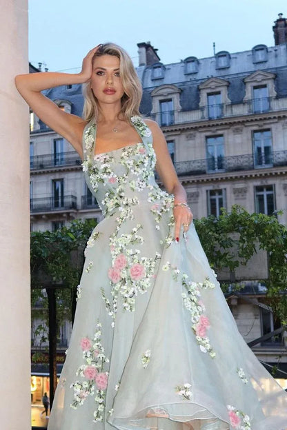 Exquisite A-Line Halter Neck Sleeveless Appliques Tulle Floor-Length Prom Dress