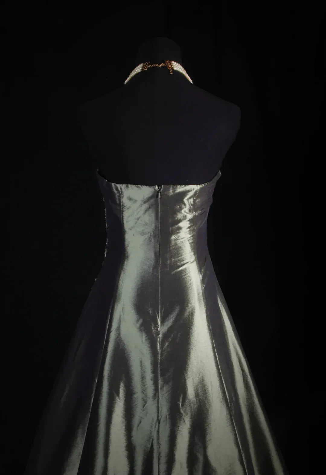 Exquisite A-Line Strapless Sleeveless Pleated Satin Floor-Length Prom Dress