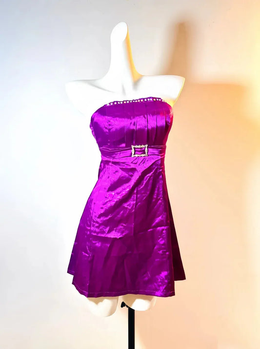 Exquisite Sheath Strapless Sleeveless Pleated Satin Short-Mini Homecoming Dress