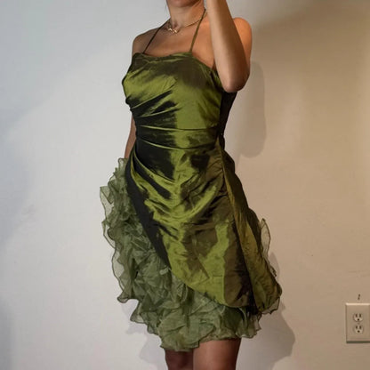 Fashion A-Line Spaghetti Straps Sleeveless Pleated Satin Short-Mini Homecoming Dress