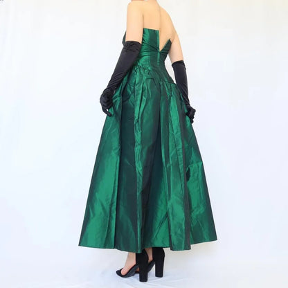 Fashion A-Line Strapless Sleeveless Pleated Satin Floor-Length Prom Dress