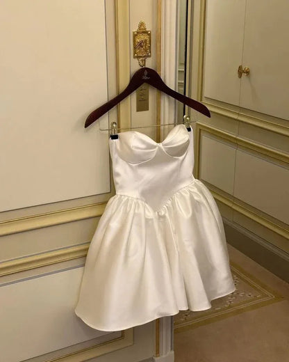 Fashion A-line Strapless Sleeveless Satin Pleated Short-Mini Homecoming Dress