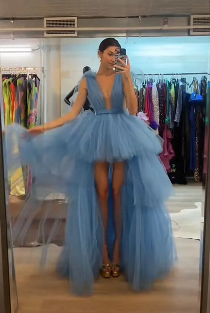 Fashion Ball Gown V Neck Sleeveless Tulle Tiered Floor-Length Prom Dress