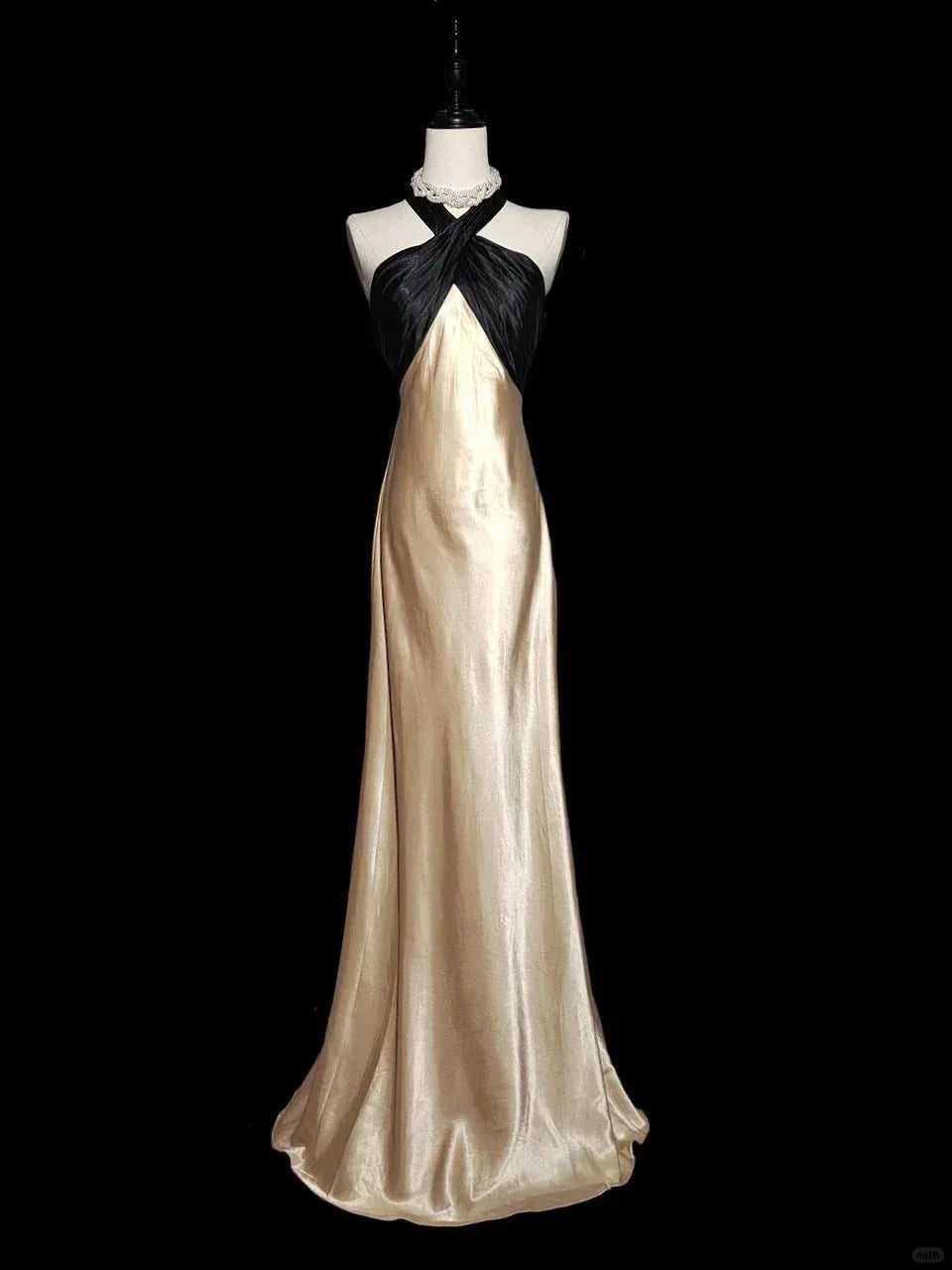 Fashion Mermaid Halter Neck Sleeveless Pleated Backless Satin Floor-Length Prom Dress