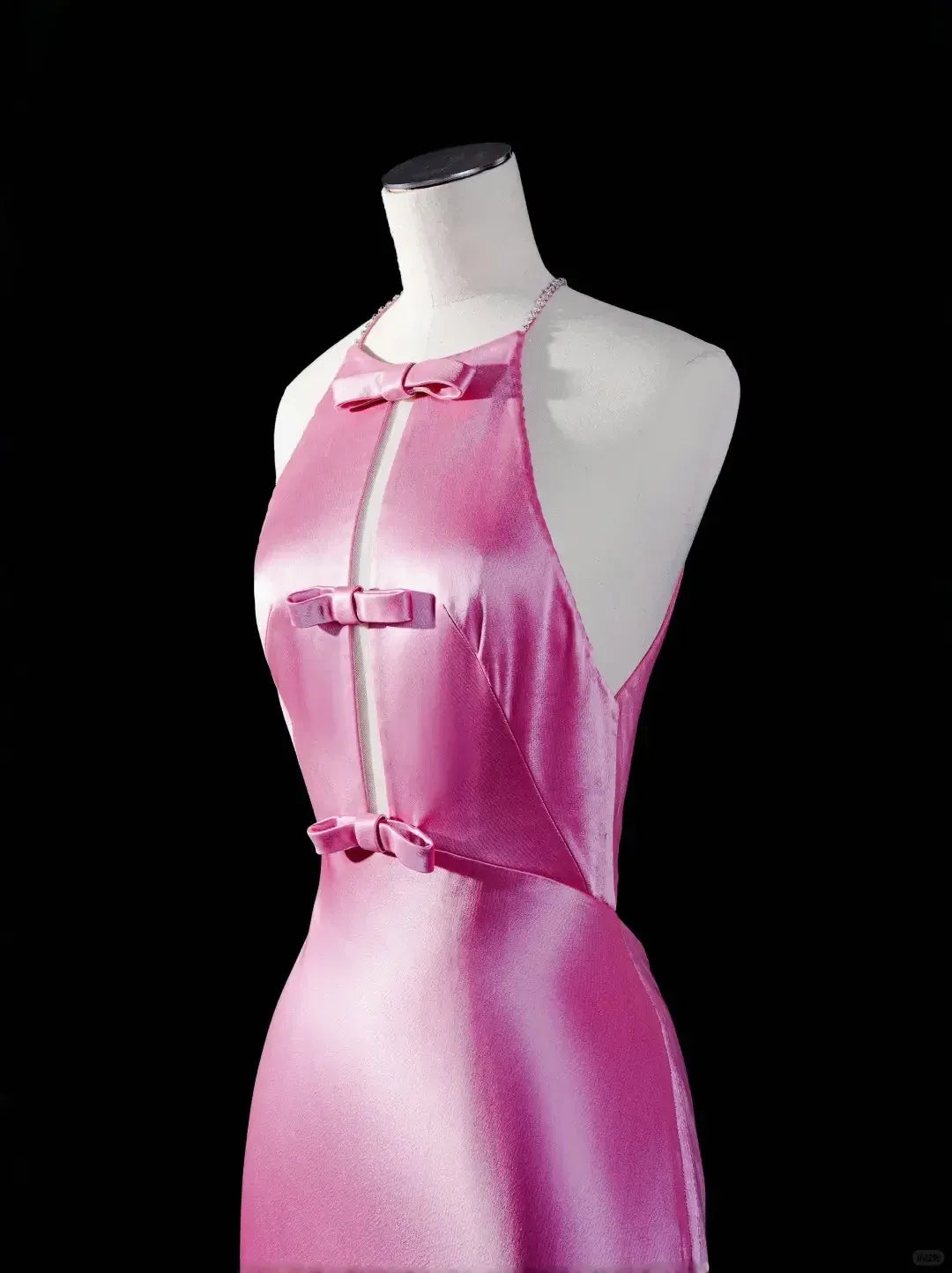 Fashion Mermaid/Trumpet Halter Neck Sleeveless Pleated Floor-Length Prom Dress