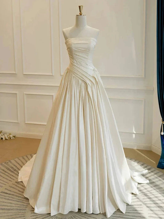 Fashionable A-Line Strapless Sleeveless Crisscross Back Chapel Train prom dress for women