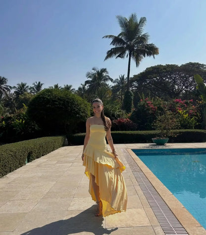 Fashionable Sheath Strapless Sleeveless Satin Ruffles Floor-Length Prom Dress