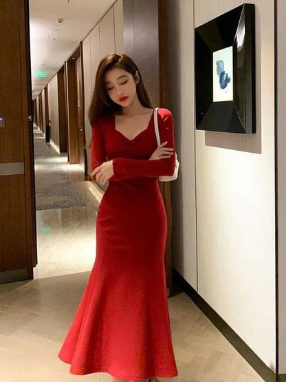 Fitted Knit Floor-Length Evening Dress Red Square-Neck Long-Sleeve for Women
