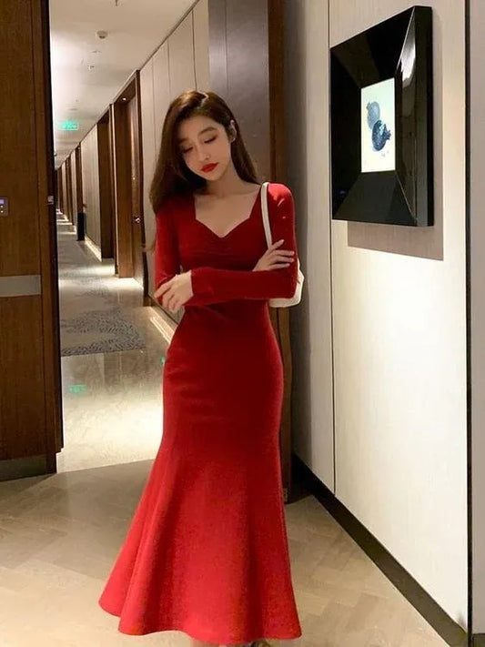 Fitted Knit Floor-Length Evening Dress Red Square-Neck Long-Sleeve for Women