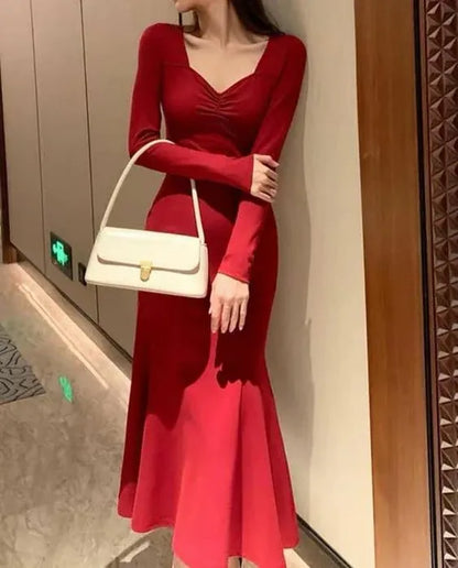 Fitted Knit Floor-Length Evening Dress Red Square-Neck Long-Sleeve for Women