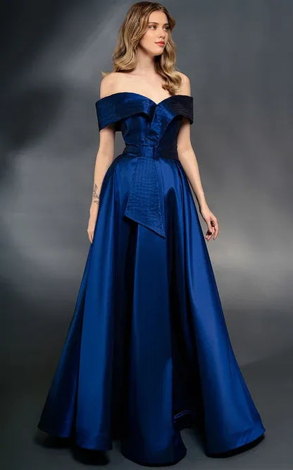 Formal Wear Dresses/Off-the-shoulder Solid A-line Satin Dress with Sweep Train Prom Dress