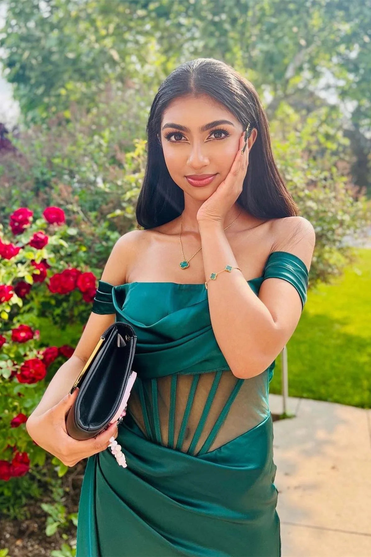 Formal Wear Dresses Sleeveless Off the Shoulder Sark Green Satin Mermaid Formal Dress Prom Dress Stores With Prom Dresses