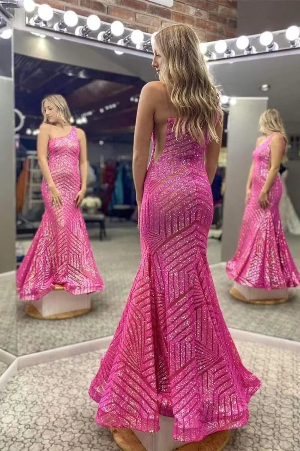 Glamorous Mermaid One-Shoulder Backless Sequin Open Back Sleeveless Floor-Length Evening Dress