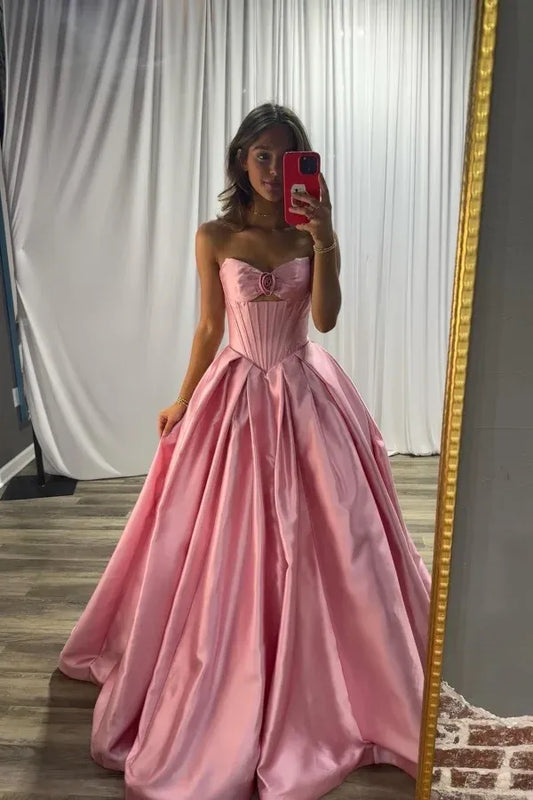 Glamorous Strapless Sweetheart Corset Lace-Up Back Satin Ball Gown