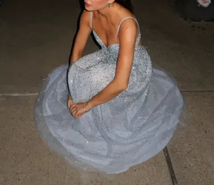 Glamorous A-Line Spaghetti Straps Sleeveless Sequins Tulle Floor-Length Party Dress