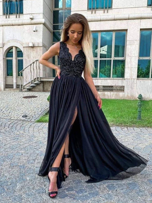 Glamorous A-Line V-Neck Sleeveless Lace Black Floor-Length Evening Dress
