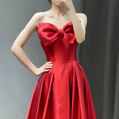 Glamorous A-line Sweetheart Sleeveless Bow Red Maxi Prom Dress for Women Ready to Ship
