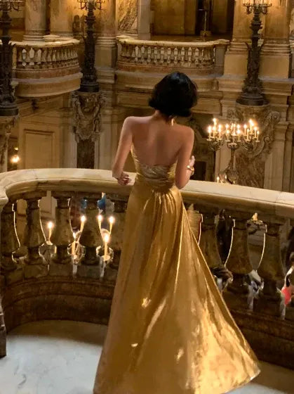 Glamorous Flowy Strapless Sleeveless Ruched Gold Maxi Prom Dress for Women Custom