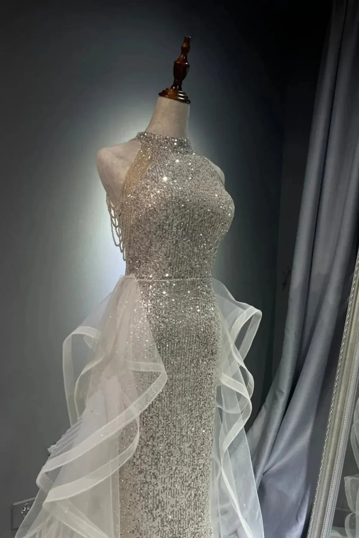 Glamorous Mermaid Halter Sequin Silver Evening Dress For Ladies Hot Sale
